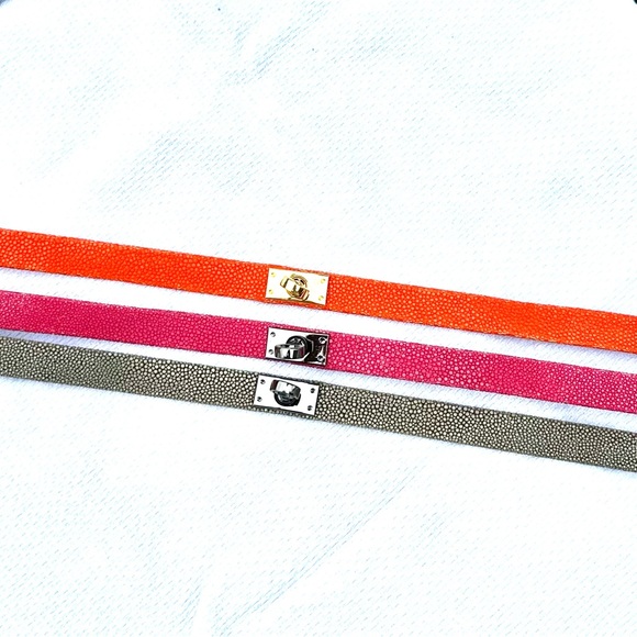 Cristina Sabatini Genuine Stingray Gray Wrap Bracelet EUC - Picture 4 of 10